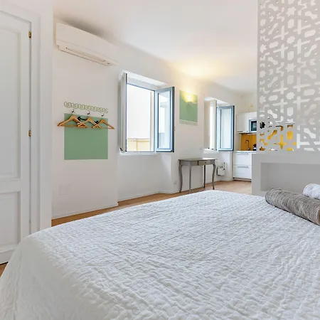 Alessia's Flat- Sarpi 5 *