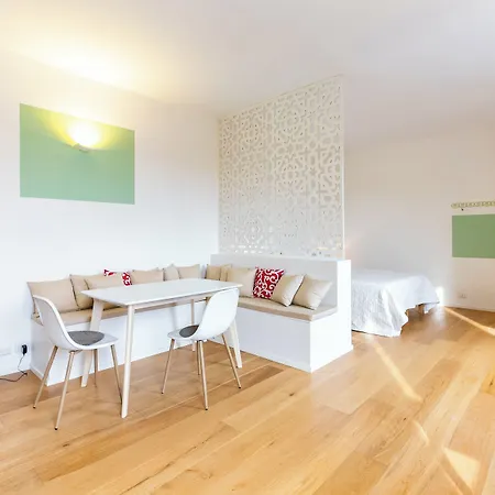Alessia's Flat- Sarpi 5 * 米兰