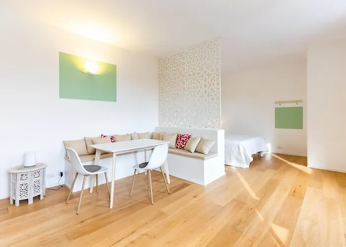 Alessia's Flat- Sarpi 5 Apartament